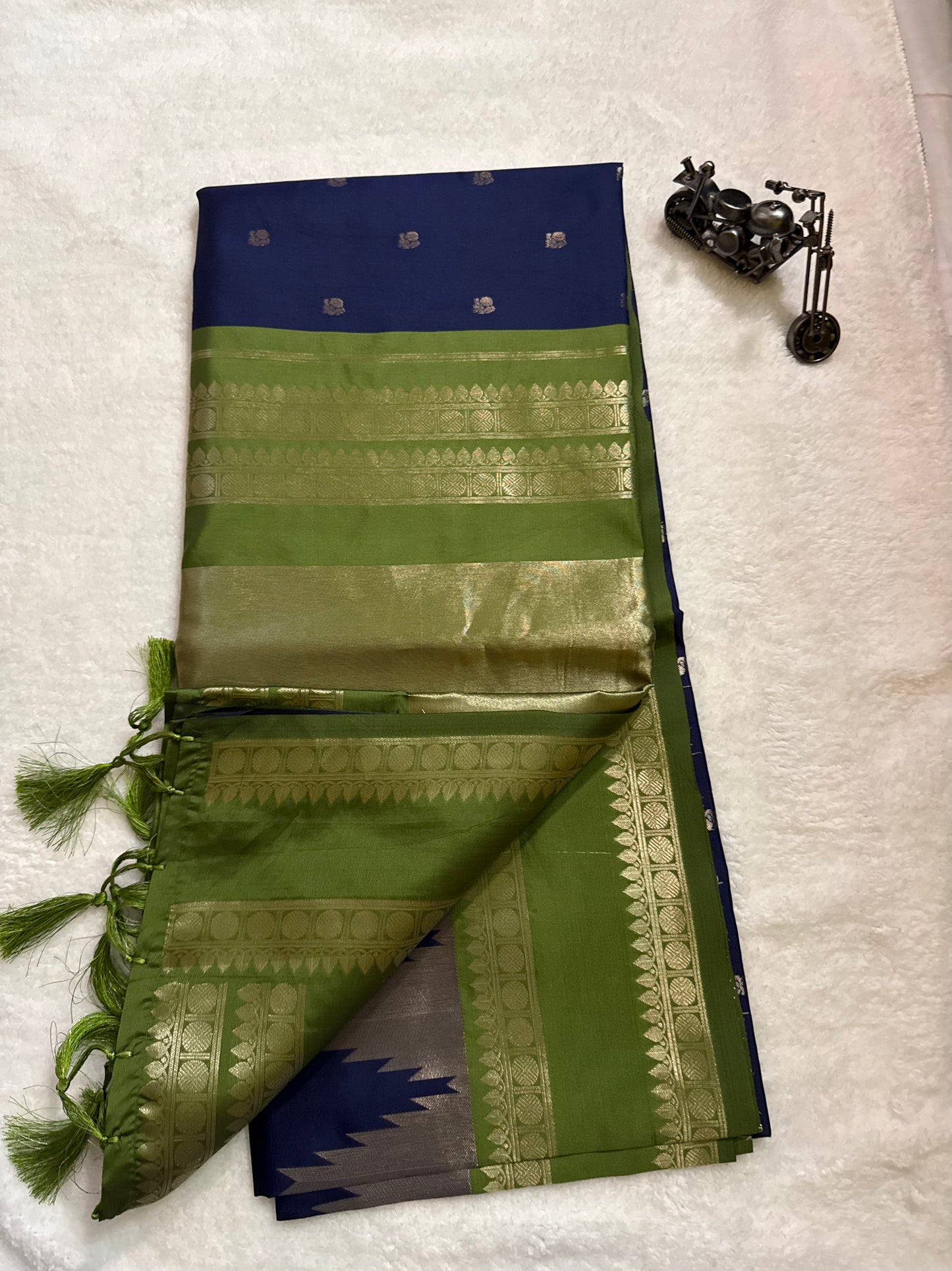 Vintage Pattu Saree