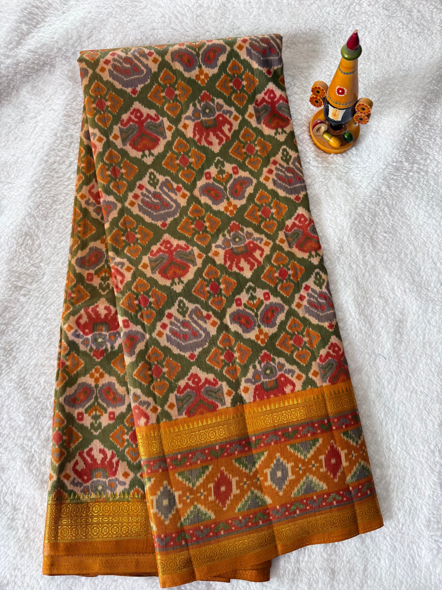 Ikkat Pattu Saree