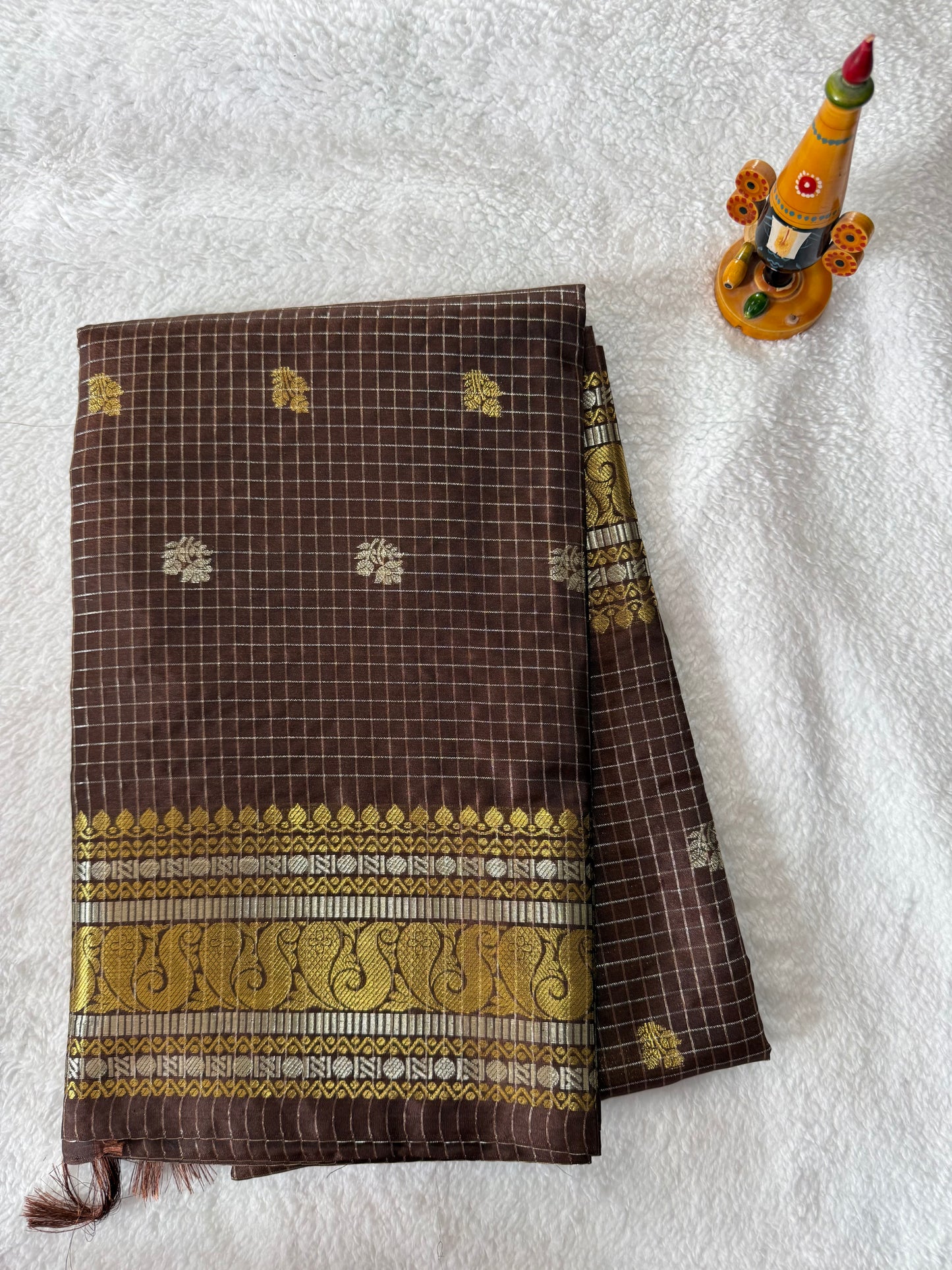 Brown Checks Saree