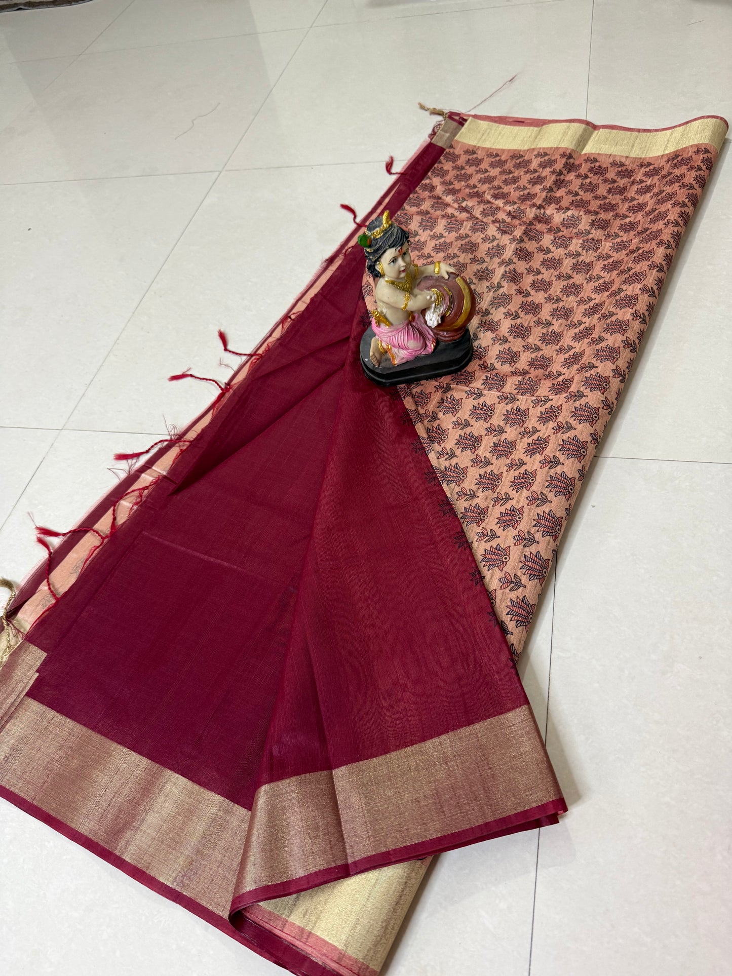 Chitralekha Saree