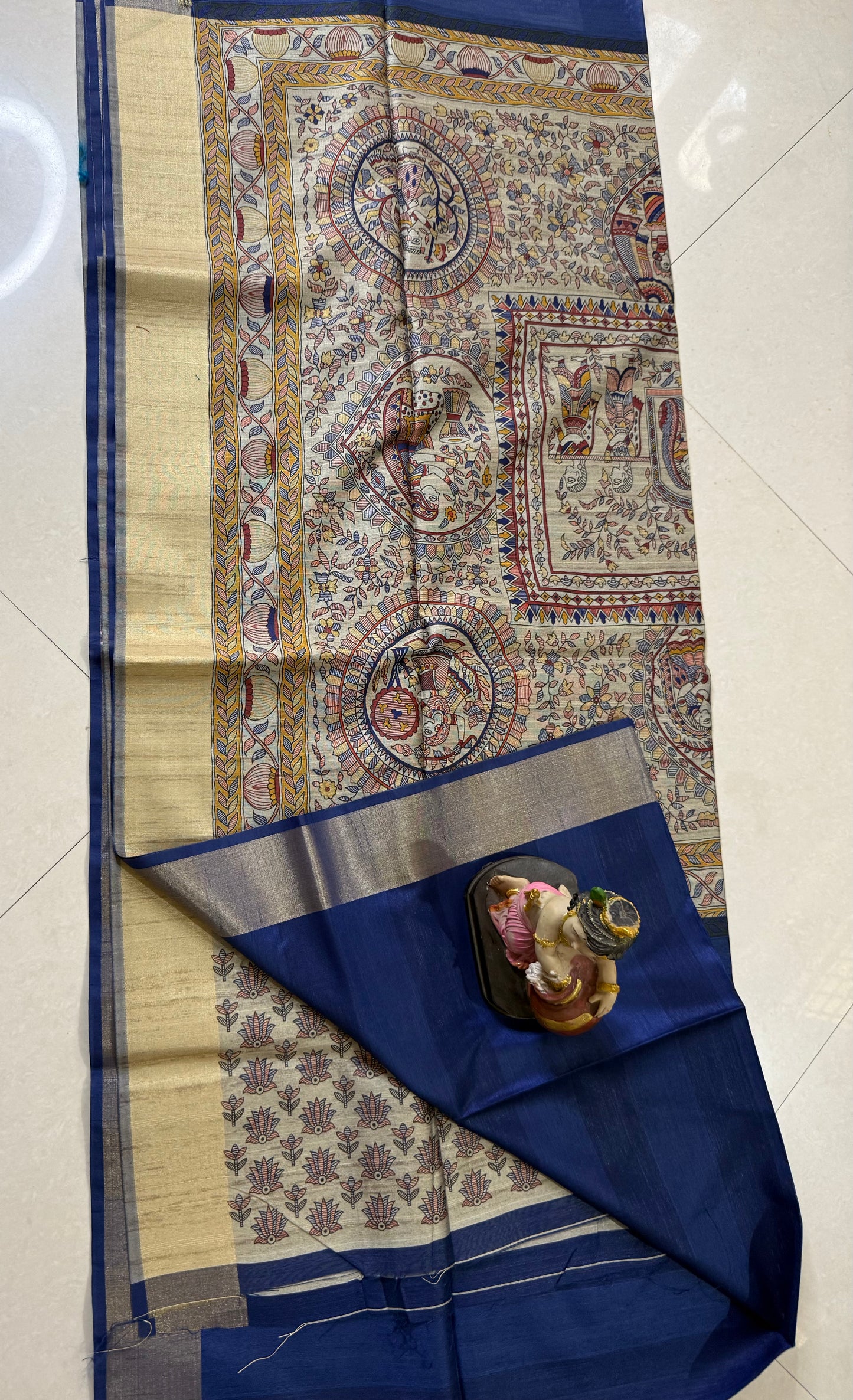 Chitralekha Saree